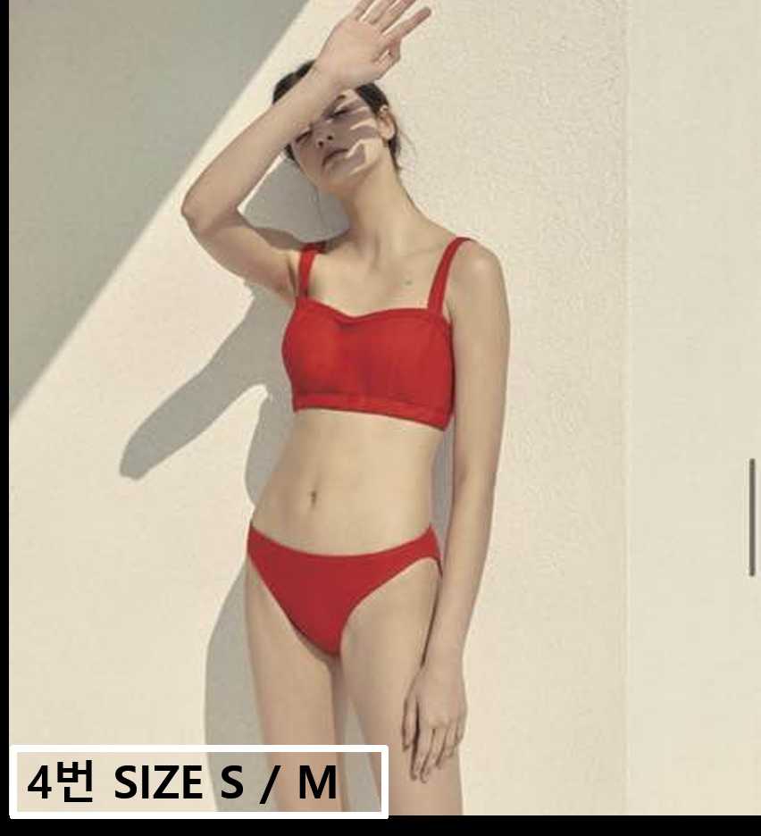 클래식하고 모던한 수영복 4