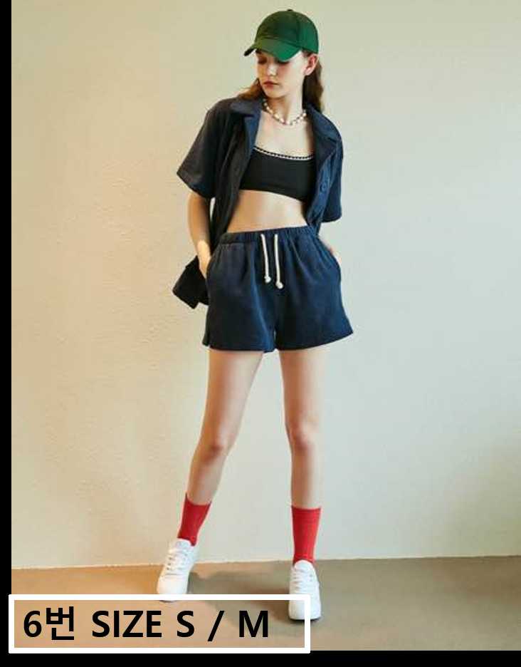 클래식하고 모던한 수영복 6